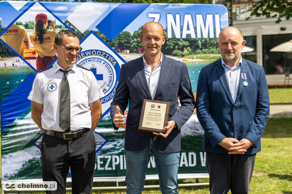 Samochody, quady i łodzie dla ratowników wodnych