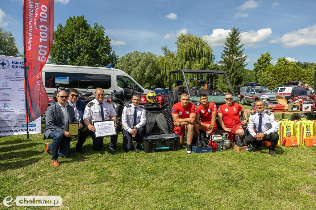 Samochody, quady i łodzie dla ratowników wodnych