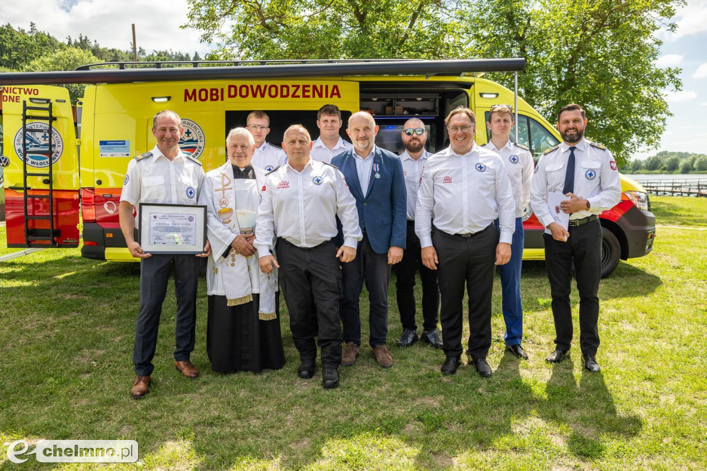 Samochody, quady i łodzie dla ratowników wodnych