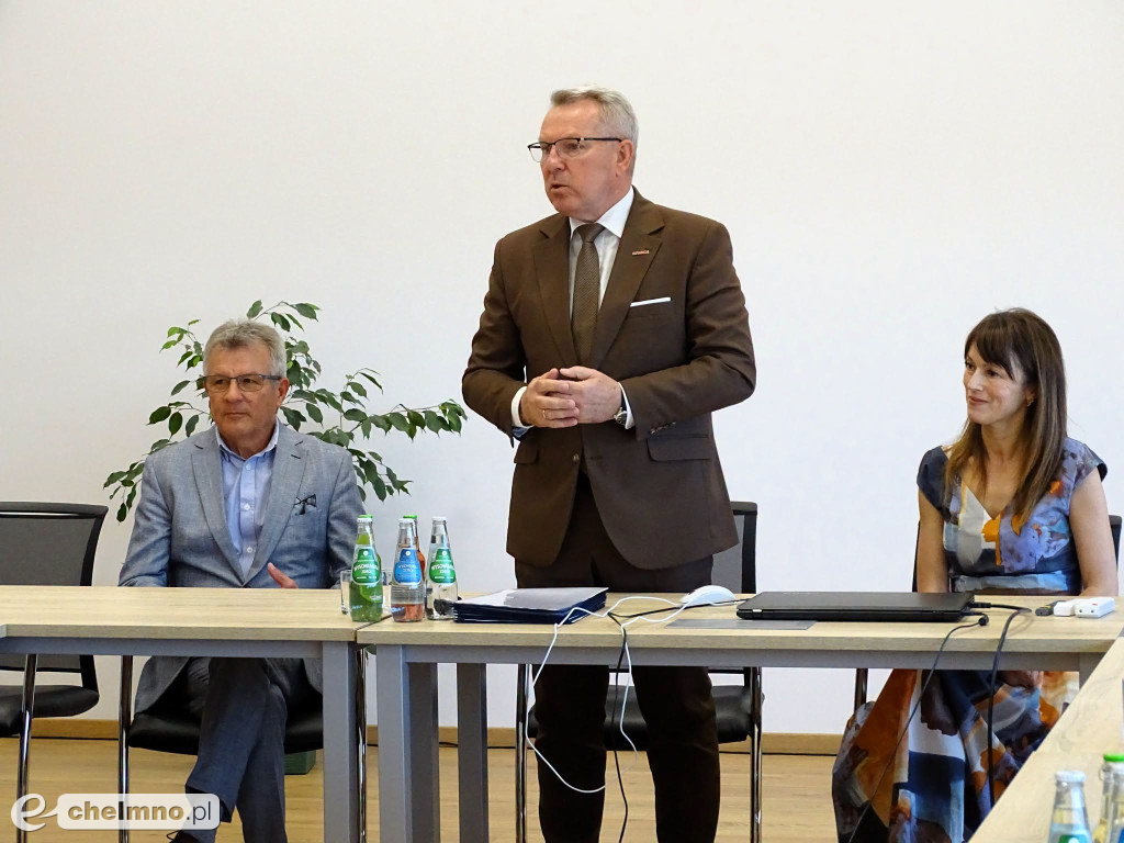 Umowy na dofinansowanie działalności spółek wodnych