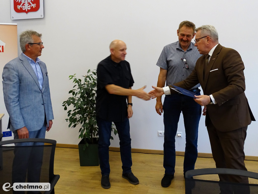 Umowy na dofinansowanie działalności spółek wodnych