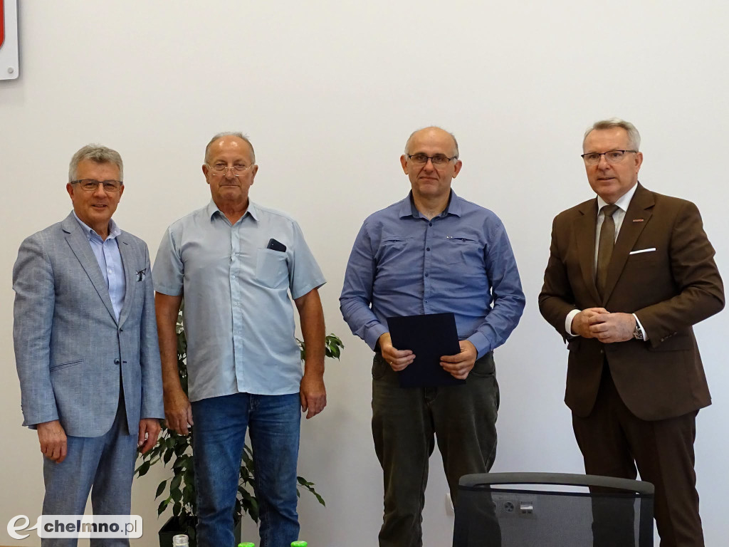 Umowy na dofinansowanie działalności spółek wodnych