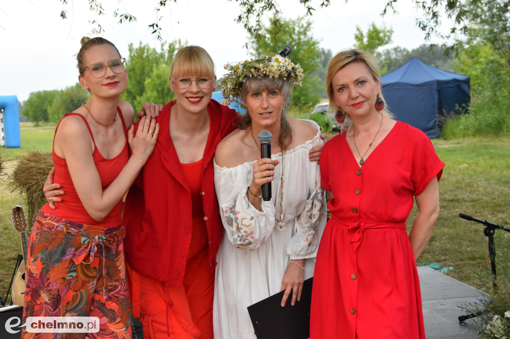 Wianki nad Wisłą połączyły tradycję, muzykę...