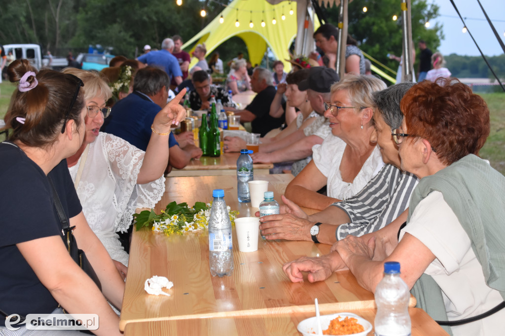 Wianki nad Wisłą połączyły tradycję, muzykę...