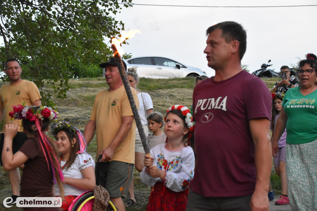 Wianki nad Wisłą połączyły tradycję, muzykę...