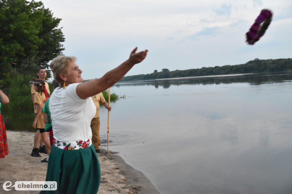 Wianki nad Wisłą połączyły tradycję, muzykę...