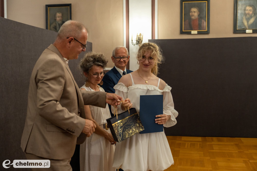 Nagrody Burmistrza Miasta Chełmna dla najlepszych uczniów