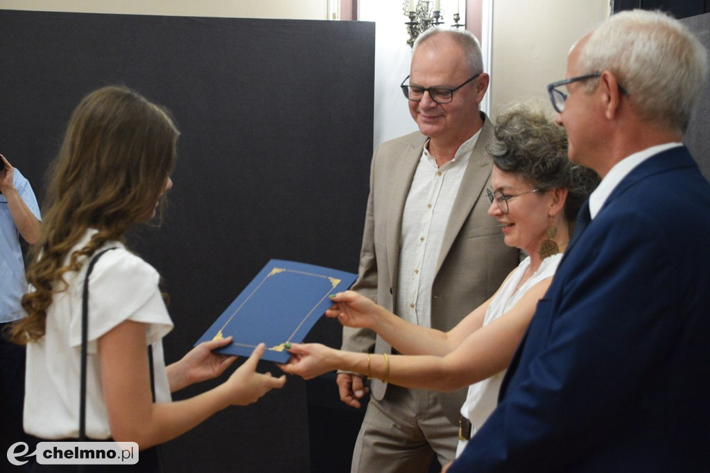 Nagrody Burmistrza Miasta Chełmna dla najlepszych uczniów