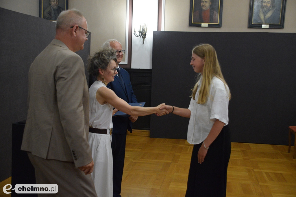 Nagrody Burmistrza Miasta Chełmna dla najlepszych uczniów