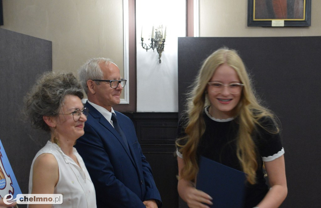 Nagrody Burmistrza Miasta Chełmna dla najlepszych uczniów