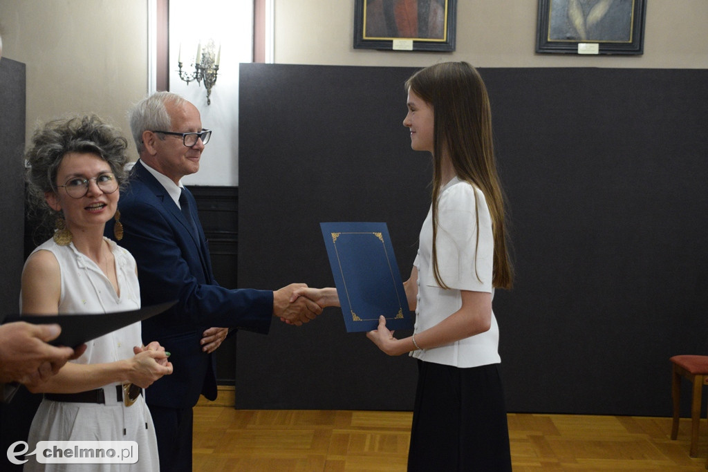Nagrody Burmistrza Miasta Chełmna dla najlepszych uczniów