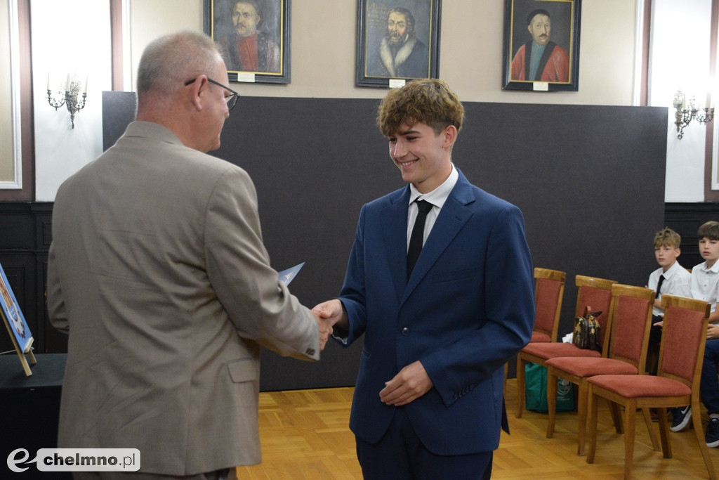 Nagrody Burmistrza Miasta Chełmna dla najlepszych uczniów