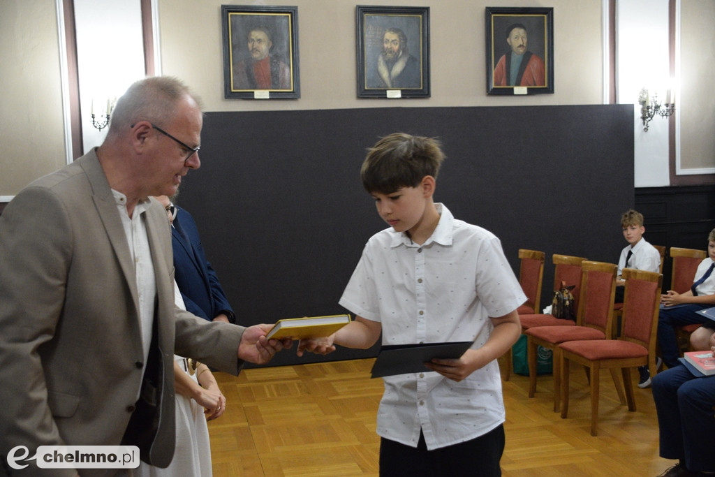 Nagrody Burmistrza Miasta Chełmna dla najlepszych uczniów