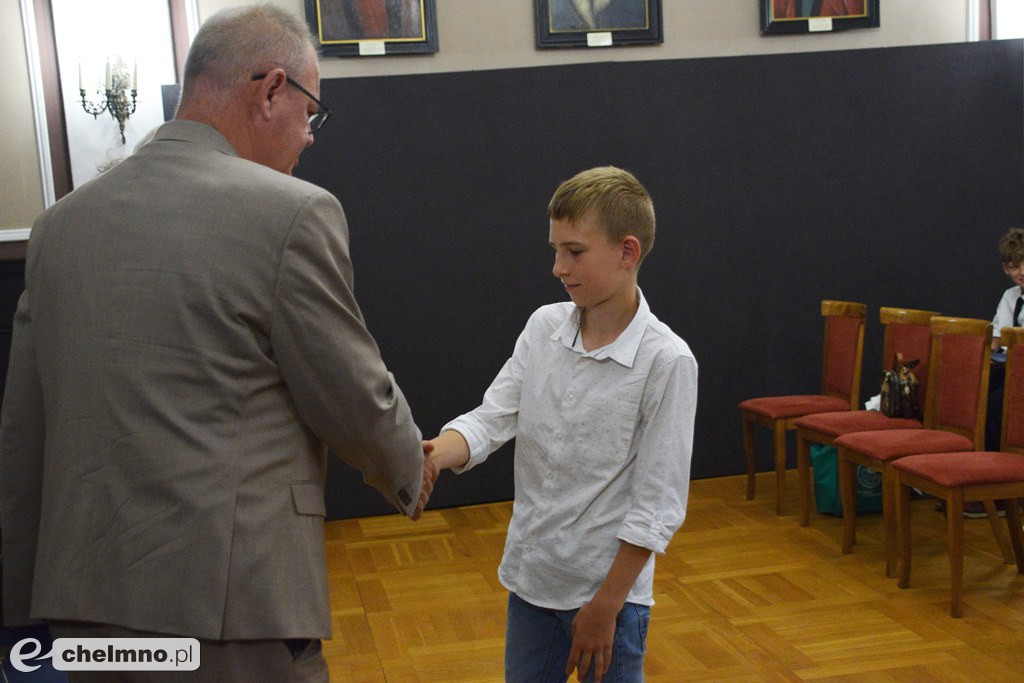 Nagrody Burmistrza Miasta Chełmna dla najlepszych uczniów