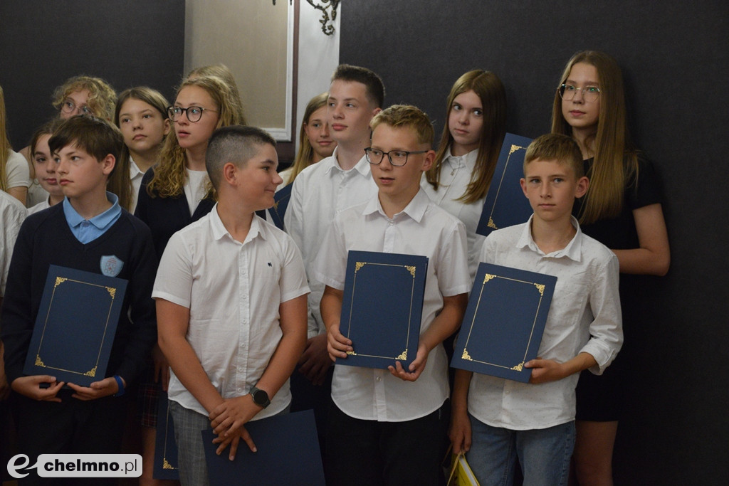 Nagrody Burmistrza Miasta Chełmna dla najlepszych uczniów