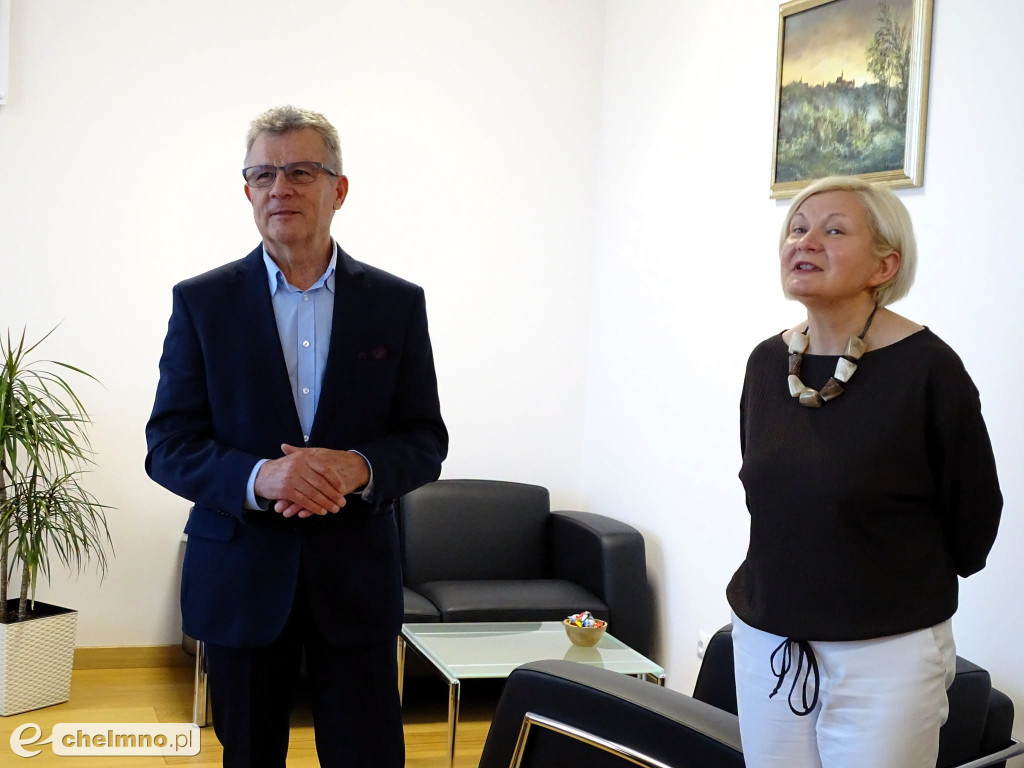 Dwie klasy z chełmińskiego LO na lekcji w Starostwie