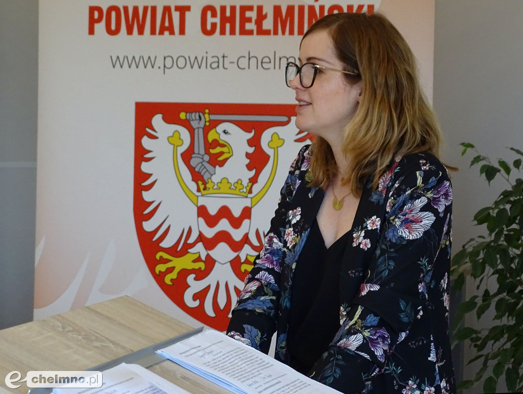 Dwie klasy z chełmińskiego LO na lekcji w Starostwie