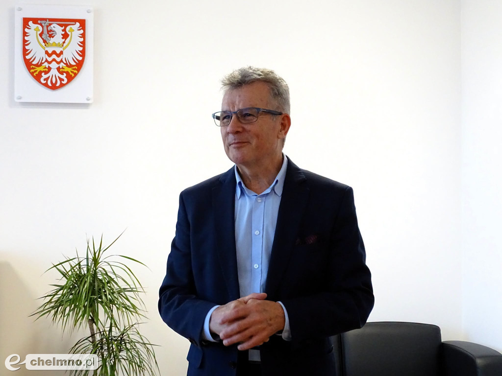 Dwie klasy z chełmińskiego LO na lekcji w Starostwie