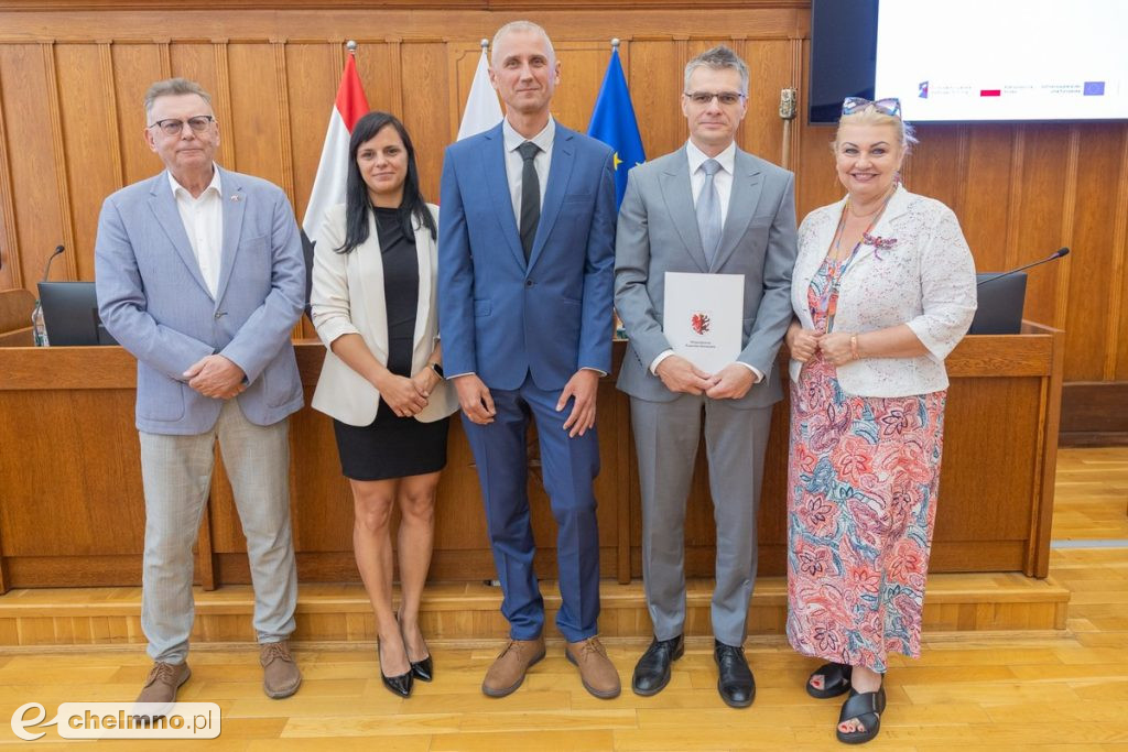 Umowy FEdKP: muzeum w Biskupinie, parki w Ciechocinku