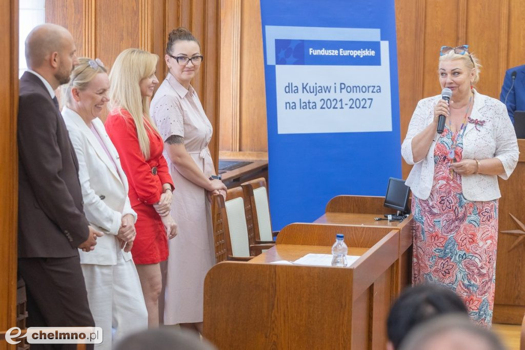 Umowy FEdKP: muzeum w Biskupinie, parki w Ciechocinku