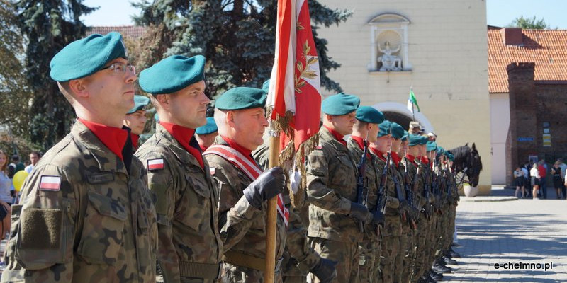 Uroczysta zbiórka przy Pomniku Nieznanego Żołnierza