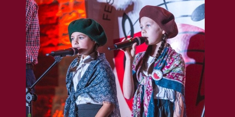 Laureatki XIII Wojewódzkiego Festiwalu Pieśni Patriotycznej ?Tobie Polsko?