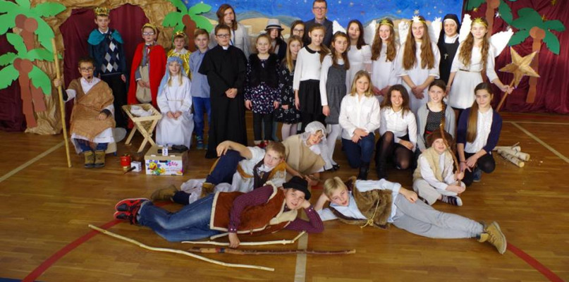 Pytania dotyczące "Maleńkiej Miłości" w Szkole Podstawowej nr 4