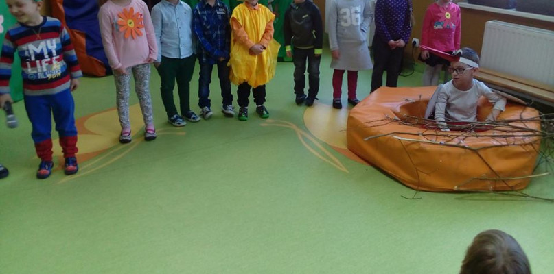 Wiosenne przedstawienie w Niepublicznym Przedszkolu "Brzdąc"