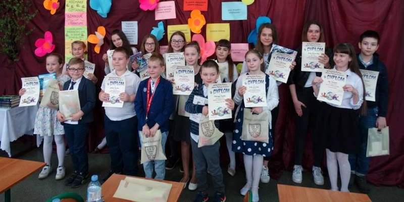 Relacja z Powiatowego Konkursu Pięknego Czytania w "Czwórce"