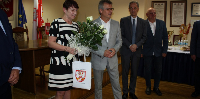 Podziękowanie za wieloletnią współpracę dla pani Marioli Burc