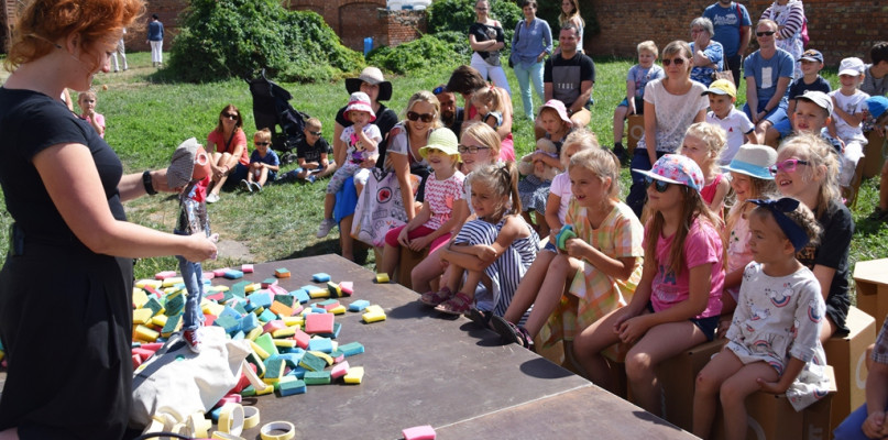 Kto rozbawi dzieci lepiej niż Kazio Sponge ? 