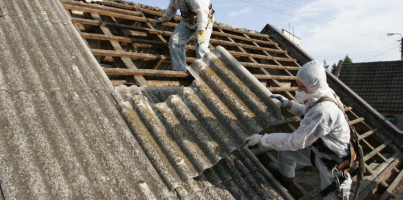Komunikat o naborze wniosków o usunięcie azbestu i wyrobów zawierających azbest. 