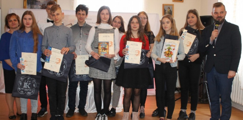 89 uczestników konkursu zmagało się ze sztuką recytacji w czwartek, 14 marca. 