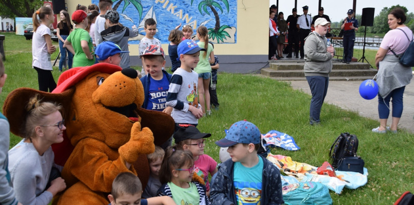 Zakręcili się na bezpieczeństwo podczas Dnia Dziecka nad Jeziorem Starogrodzkim