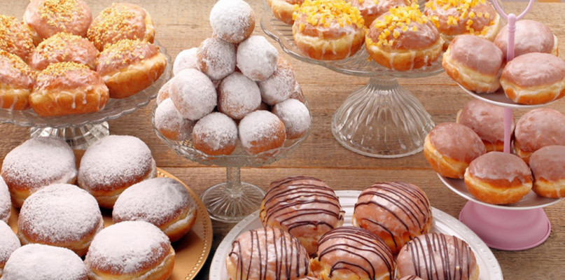 Tłusty czwartek: nierówna walka tradycji z kaloriami