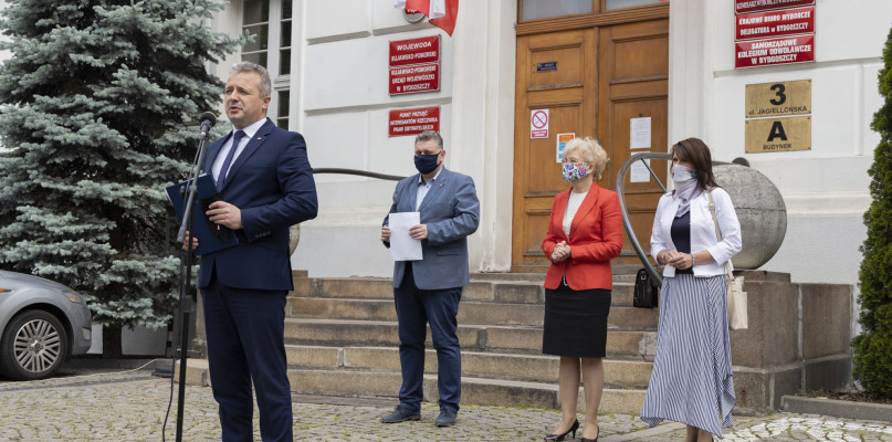 Tarcza antykryzysowa działa. Firmy z województwa kujawsko-pomorskiego z rządowym w