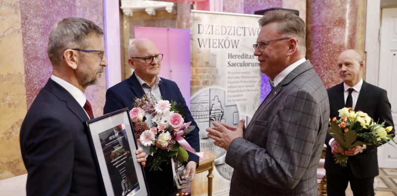 Medale Hereditas Saeculorum i statuetki Musejon przyznane