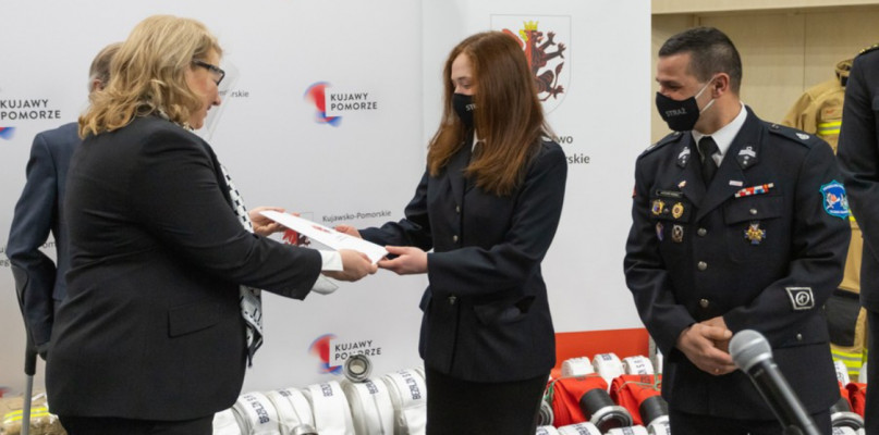 Bogu na chwałę, ludziom na ratunek: to oni walczyli z żywiołem w Raciniewie. Nowy 