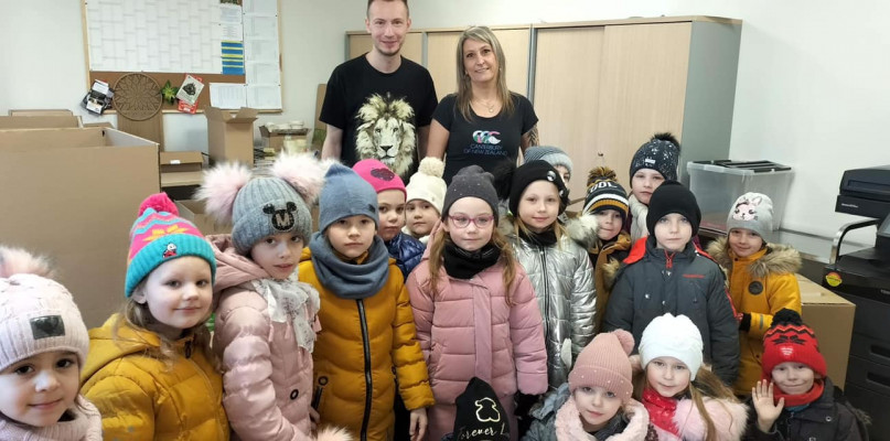 Przedszkolaki z „Tęczowego Zakątka” w Chełmnie wspomagają dzieci z Ukrainy