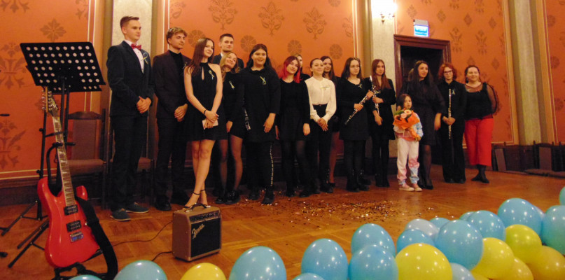 Koncert Solidarni z Ukrainą w ZSO nr 1