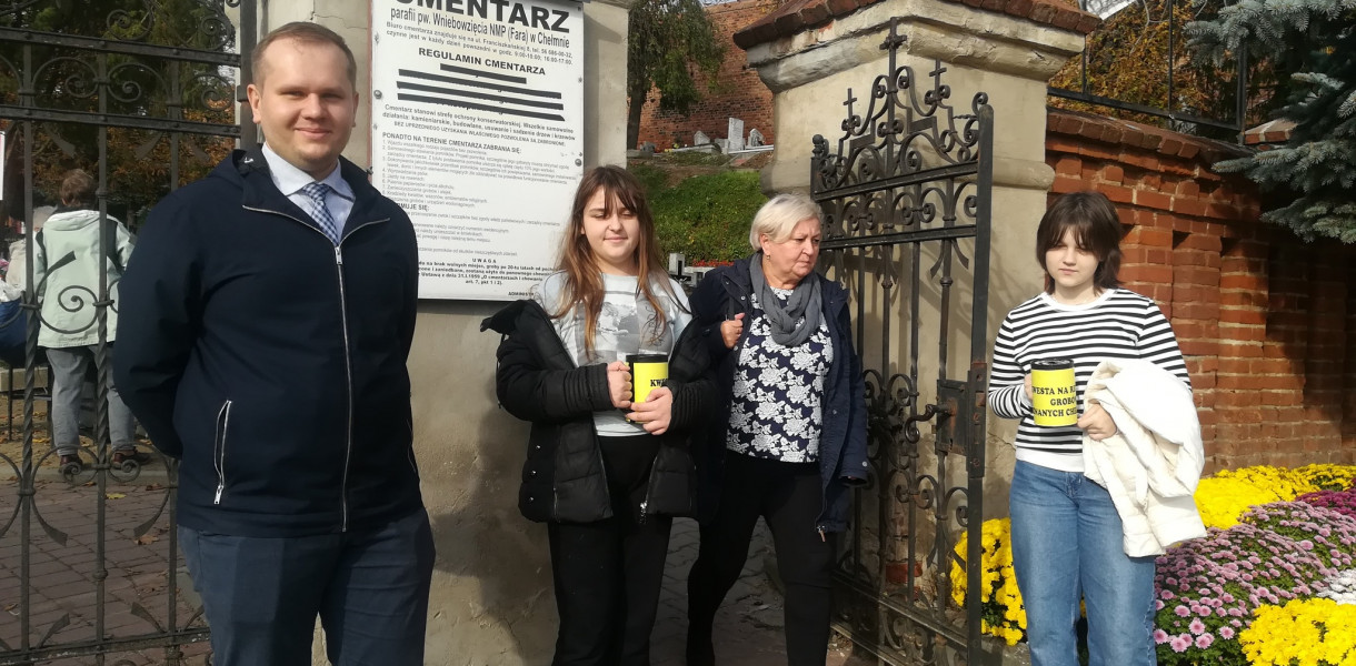 Udana kwesta na cmentarzu parafialnym. Udało się zebrać...