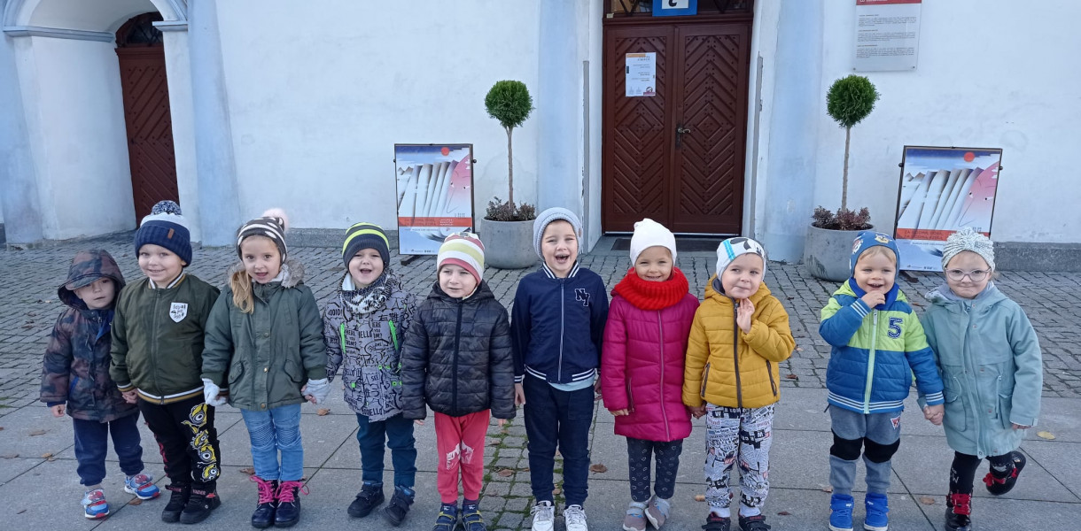 Żabki z "Tęczowego Zakątka" poznawały swoją małą ojczyznę