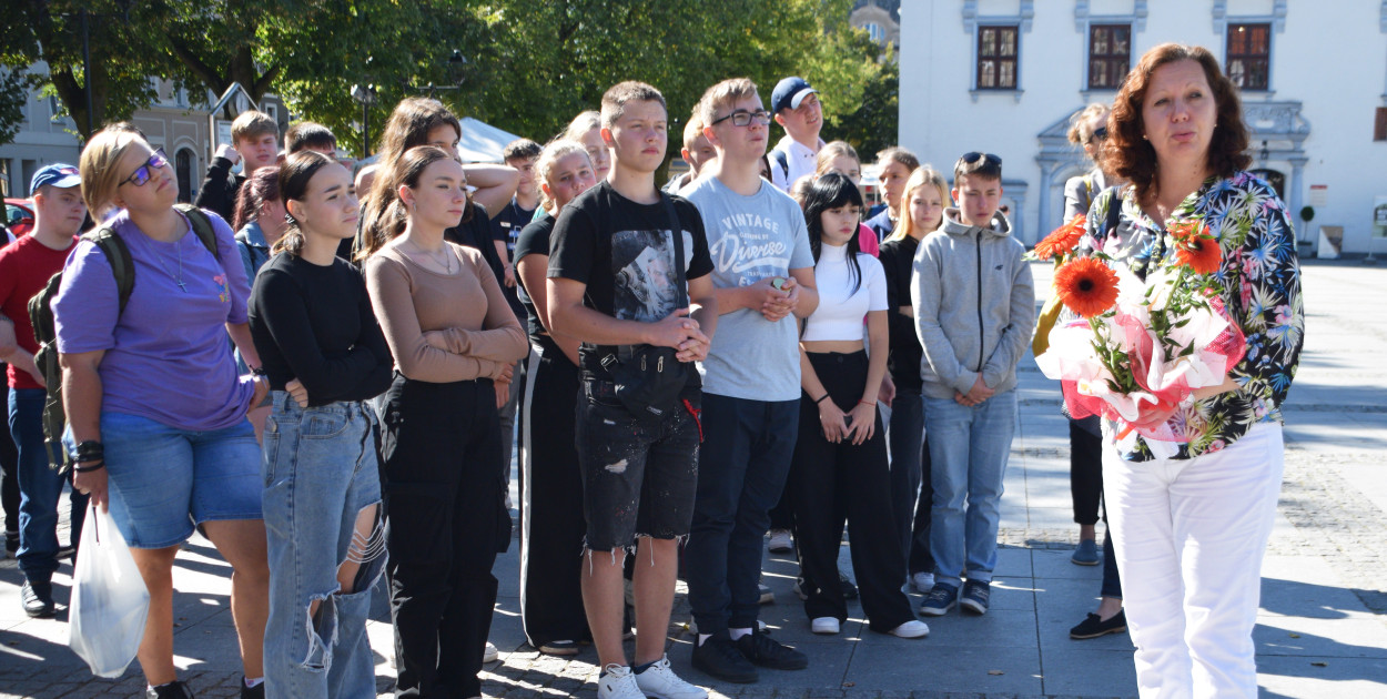 Anna Grzeszna-Kozikowska poprowadziła coroczny "Marsz Pamięci"