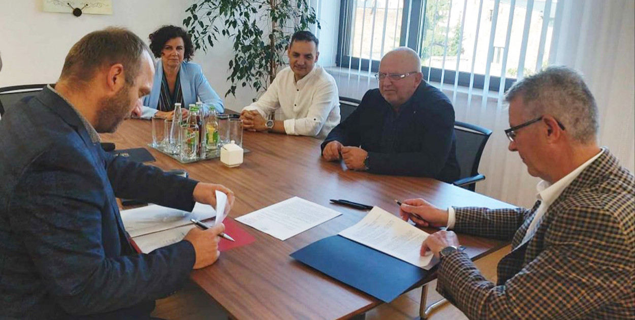 Podpisanie umowy na wykonanie remontu drogi Bartlewo – Kornatowo