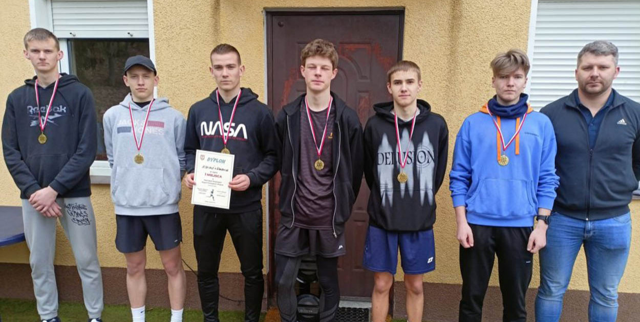 Drużynowe biegi przełajowe "Igrzyska dzieci"