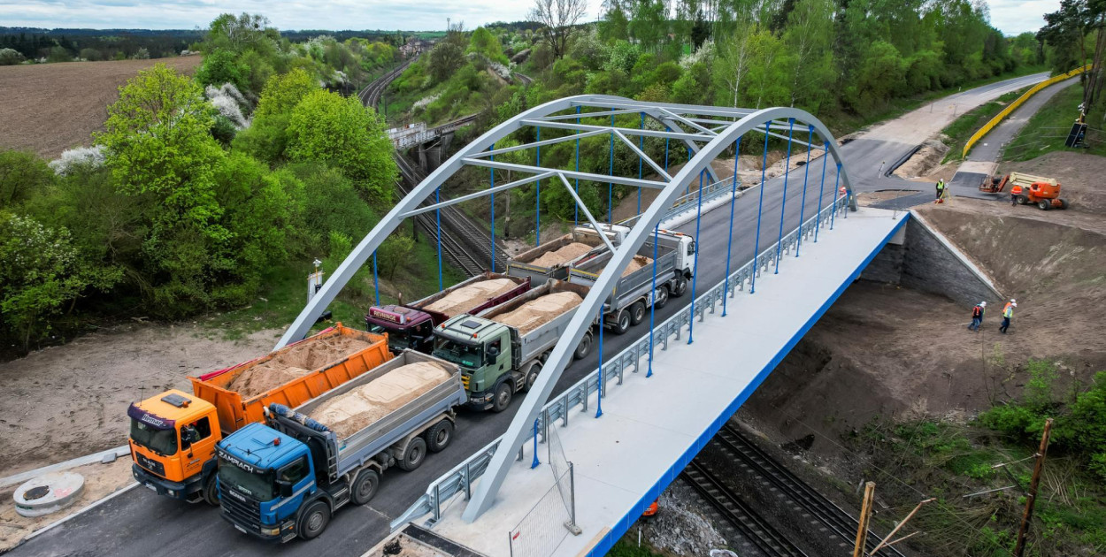 Nowy wiadukt nad magistralą kolejową w Terespolu Pomorskim