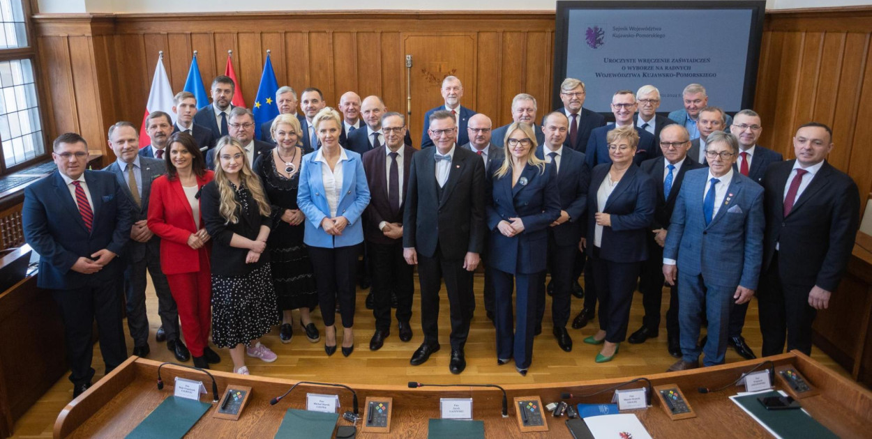 Radni województwa odebrali zaświadczenia o wyborze