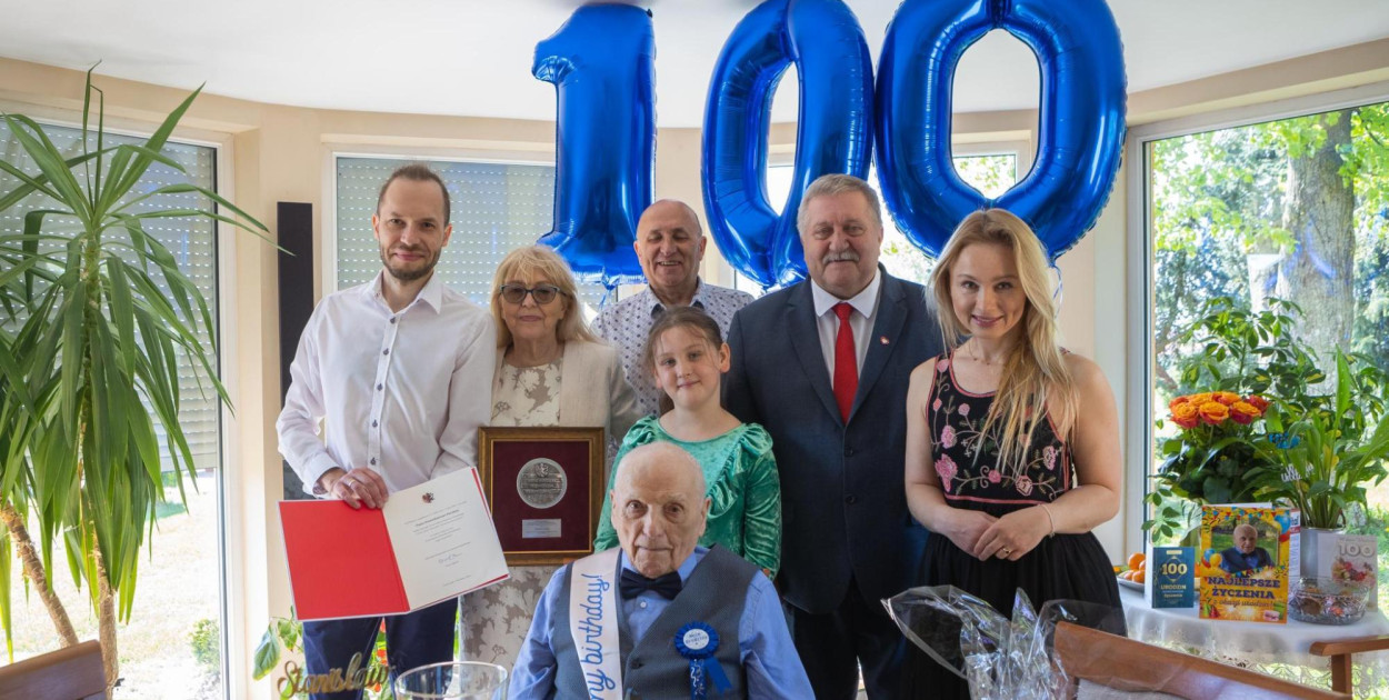 Medale za wiek historii