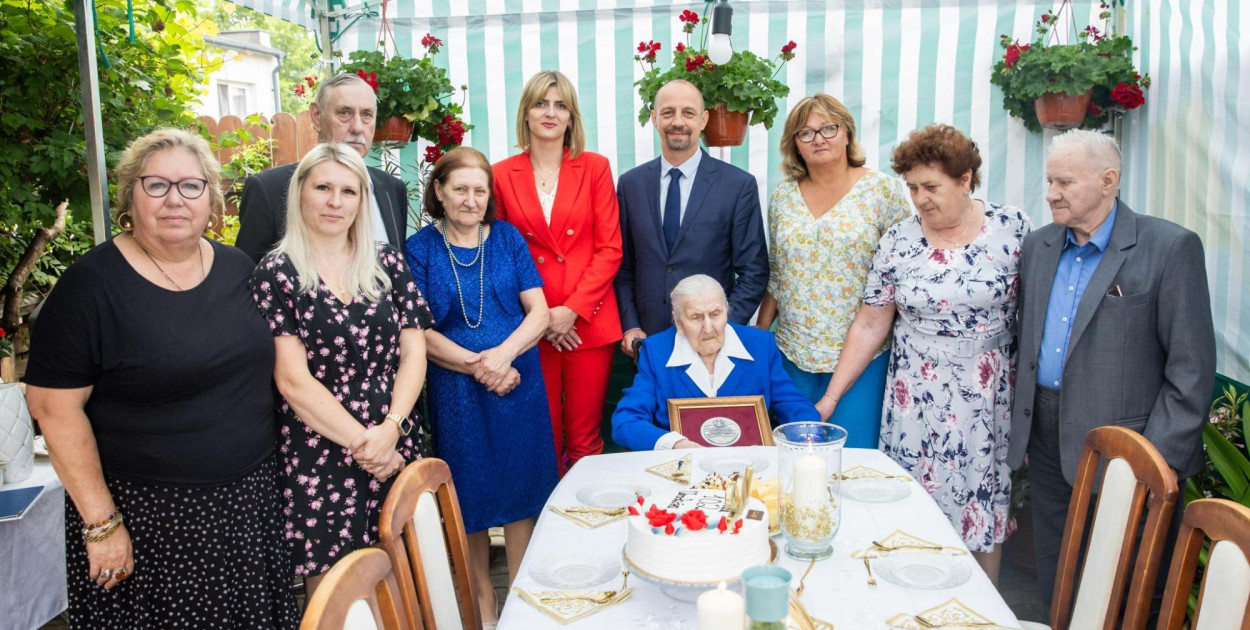 Nestorzy z medalami Unitas Durat