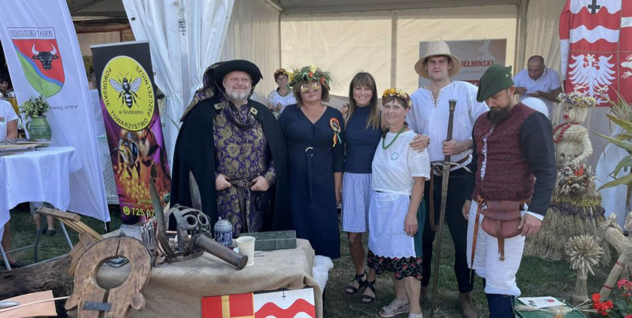Powiat Chełmiński wraz z Zastępem Rycerskim z Chełmna oraz KGW Kapuścianki...
